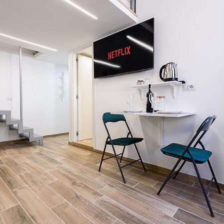 Апартаменты Napoli In Bed Экстерьер фото